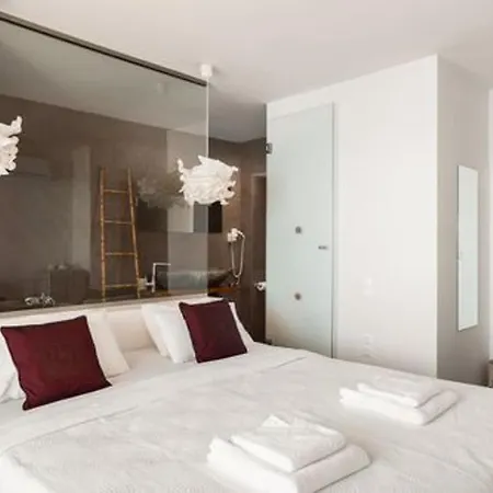 Otel Pantokrator 3*